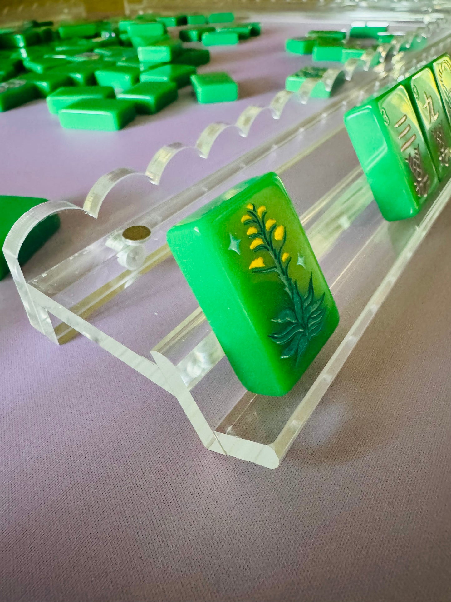 SCALLOPED LUCITE RACKS AND PUSHERS